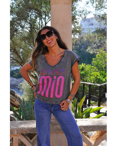 Amore Mio Grey T-shirt